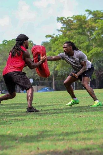 mobile - carousel-hero-element image-1