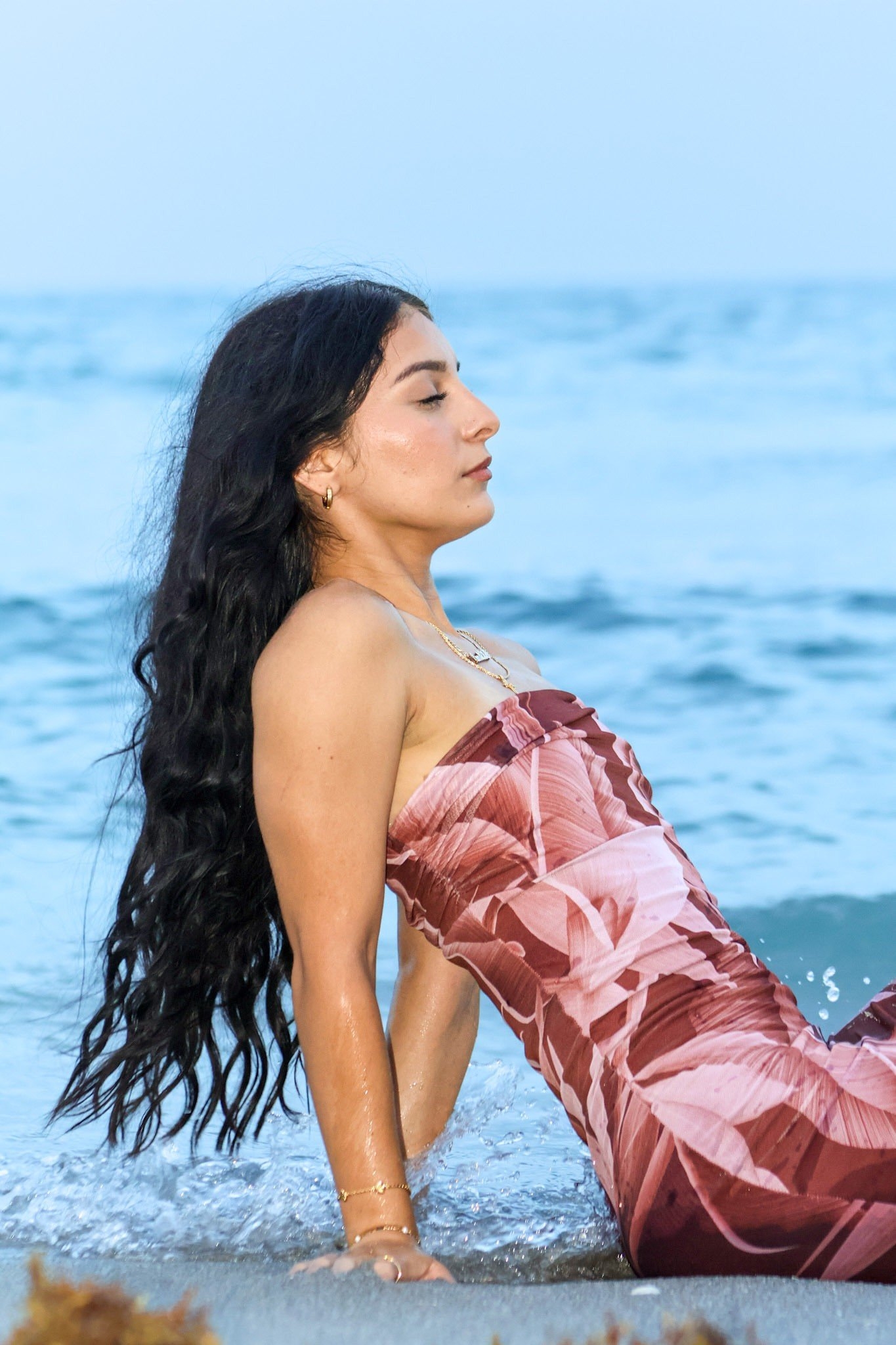 carousel-hero-element image-2